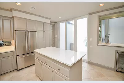 6 River Hollow Lane, Houston, TX 77027 - Photo 15