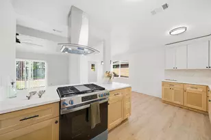 2413 Shadowdale Dr, Houston, TX 77043 - Photo 9