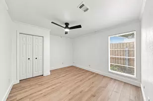 2413 Shadowdale Dr, Houston, TX 77043 - Photo 15