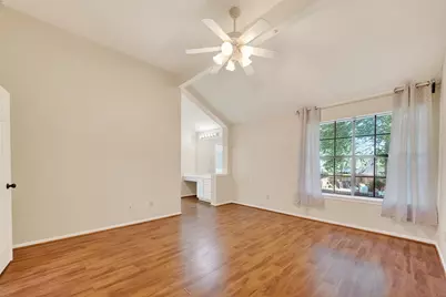 814 Heathgate Drive, Houston, TX 77062 - Photo 15