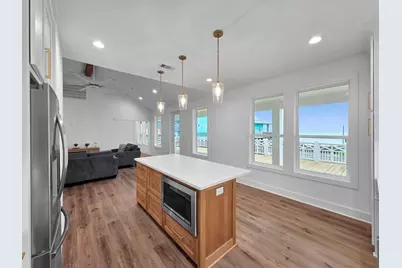 2584 Whitecap, Crystal Beach, TX 77650 - Photo 11