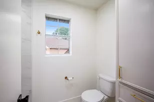 17 Dowlen Pl, Beaumont, TX 77706 - Photo 27