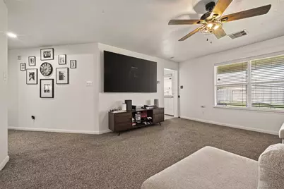 9426 Peridot Green Drive, Rosharon, TX 77583 - Photo 13