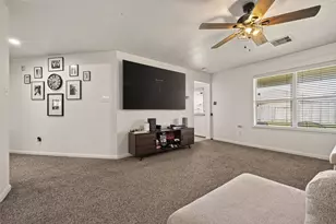 9426 Peridot Green Dr, Rosharon, TX 77583 - Photo 13