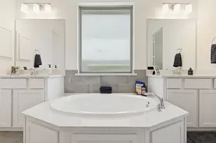 4923 Opal Sunset Ct, League City, TX 77573 - Photo 15