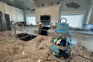 3092 Patty, Port Bolivar, TX 77650 - Photo 33