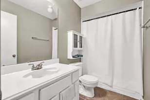 12821 Donegal Way, Houston, TX 77047 - Photo 9