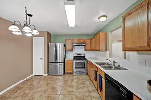 12821 Donegal Way, Houston, TX 77047 - Photo 5