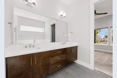 904 W 25th Street #D, Houston, TX 77008 - Photo 15