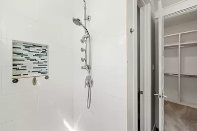 904 W 25th Street #D, Houston, TX 77008 - Photo 17