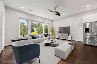 904 W 25th St, Houston, TX 77008 - Photo 9