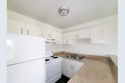 101 Brookside Lane #32, Sealy, TX 77474 - Photo 9