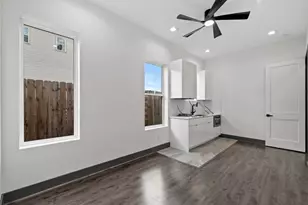 3118 Clay St, Houston, TX 77003 - Photo 7