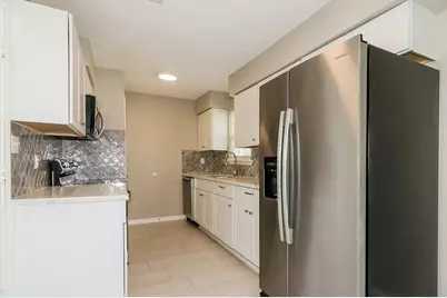 16739 Forest Bend Avenue, Friendswood, TX 77546 - Photo 5