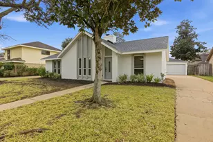 2906 Colonial Dr, Sugar Land, TX 77479 - Photo 29