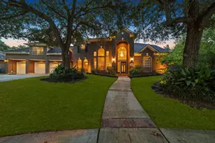 11519 Pecan Canyon Ct, Tomball, TX 77377 - Photo 3