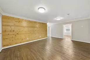 1207 Firnat St, Houston, TX 77022 - Photo 11