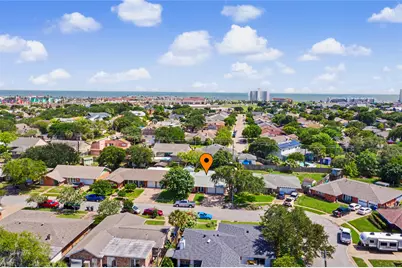 7213 Youpon Drive, Galveston, TX 77551 - Photo 5
