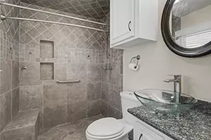 7213 Youpon Dr, Galveston, TX 77551 - Photo 21