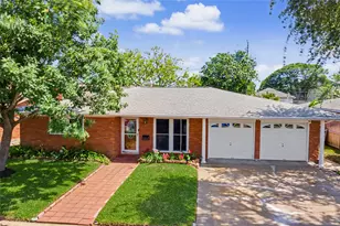 7213 Youpon Dr, Galveston, TX 77551 - Photo 39