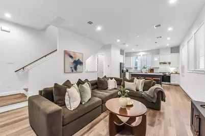 2804 Grand Fountains Drive #D, Houston, TX 77054 - Photo 9