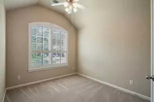 31 Powers Bend Wy, The Woodlands, TX 77382 - Photo 23