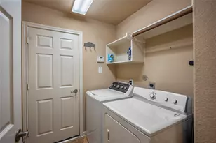 31 Powers Bend Wy, The Woodlands, TX 77382 - Photo 17