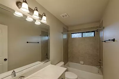 1909 Tickner Street, Conroe, TX 77301 - Photo 27