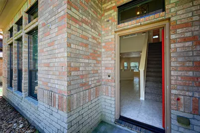 1909 Tickner Street, Conroe, TX 77301 - Photo 7