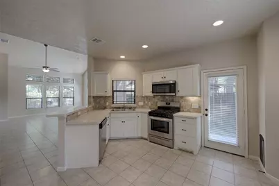 1909 Tickner Street, Conroe, TX 77301 - Photo 15