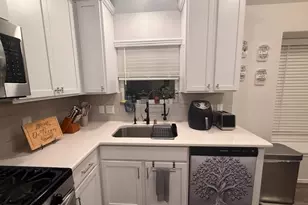 10318 Greenhorn Ln, Rosharon, TX 77583 - Photo 7