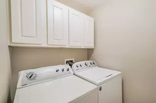 8051 Bay Branch Dr, The Woodlands, TX 77382 - Photo 25