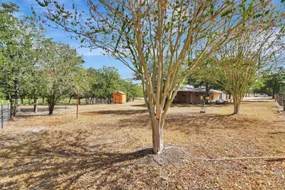 1965 Dead End Lane, Ledbetter, TX 78946 - Photo 45