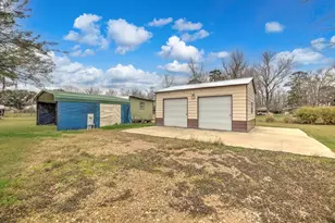 577 County Rd 2251, Cleveland, TX 77327 - Photo 21