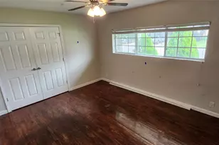 5655 Meadow Creek Ln, Houston, TX 77017 - Photo 3