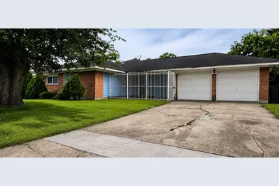 5655 Meadow Creek Lane, Houston, TX 77017 - Photo 1