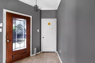 1602 Thornhollow Dr, Houston, TX 77014 - Photo 11