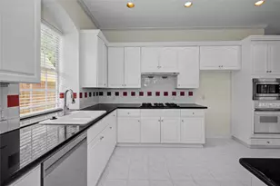 16 Treverstone Ct, Sugar Land, TX 77479 - Photo 23