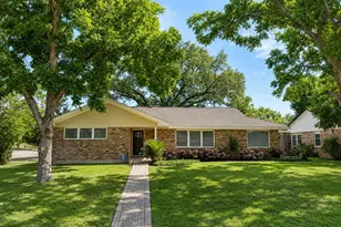 4501 Waycross Dr, Houston, TX 77035 - Photo 1