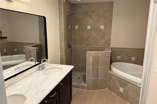 4501 Waycross Dr, Houston, TX 77035 - Photo 5