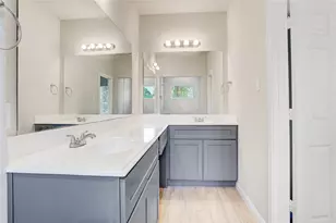 1045 Marcolin St, Houston, TX 77088 - Photo 9