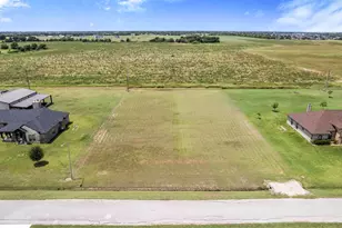 11718 Bisonte St, Needville, TX 77461 - Photo 1