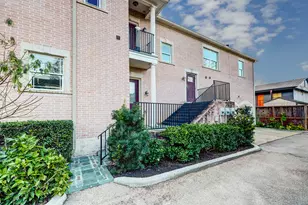 319 W 10th St, Houston, TX 77008 - Photo 15
