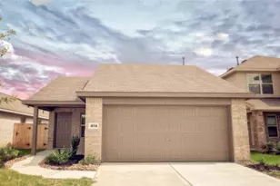 4114 Oakland Vw St, Baytown, TX 77521 - Photo 1