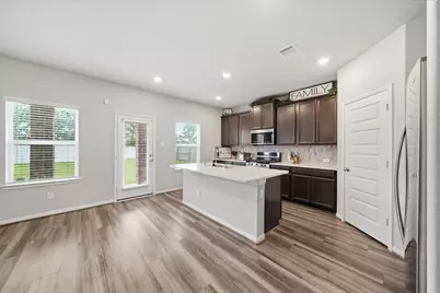 1812 Kingsford Prairie Court, Pearland, TX 77089 - Photo 7