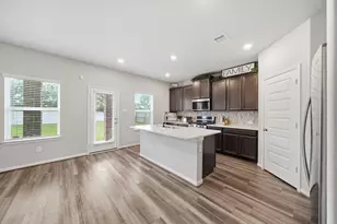 1812 Kingsford Prairie Ct, Pearland, TX 77089 - Photo 7