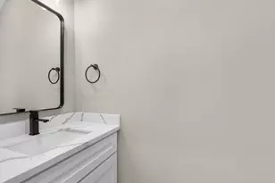 7802 Queen St, Houston, TX 77028 - Photo 31