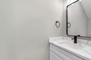 7802 Queen St, Houston, TX 77028 - Photo 13