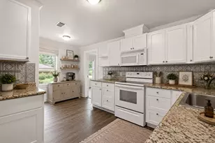 22891 Woodland Dr, Porter, TX 77365 - Photo 9