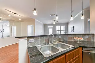 1711 Old Spanish Trail, Houston, TX 77054 - Photo 9
